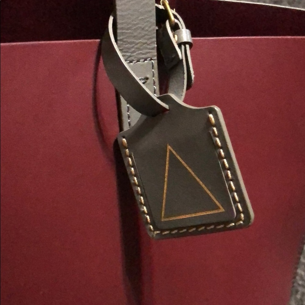 Kelsi Dagger Brooklyn Color Block tote - Picture 5 of 6